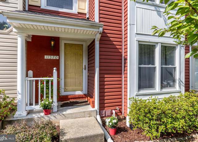 Property at 11570 Hill Meade Ln, Woodbridge, VA 22192, 3 beds, 3.5 baths