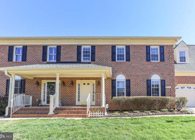 Property at 10003 Four Iron Ct, Fredericksburg, VA 22408, 3 beds, 2.5 baths