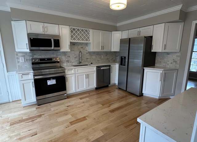 Property at 10703 Chesterwood Dr, Spotsylvania, VA 22553, 3 beds, 2.5 baths