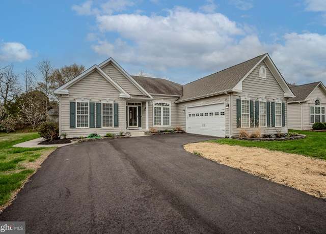Property at 12 Reeping Way, Ocean View, DE 19970, 4 beds, 2.5 baths