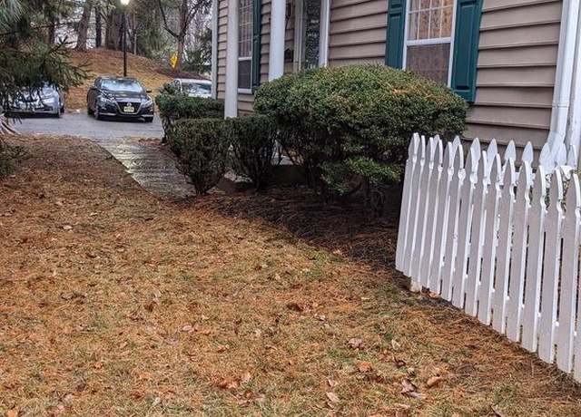Property at 8706 Wild Ginger Way, Montgomery Village, MD 20886, 4 beds, 3.5 baths