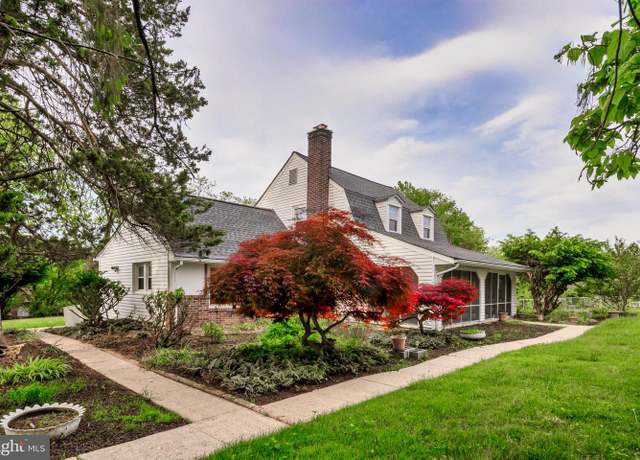 Property at 10306 Cleary Ln, Bowie, MD 20721, 5 beds, 1.5 baths