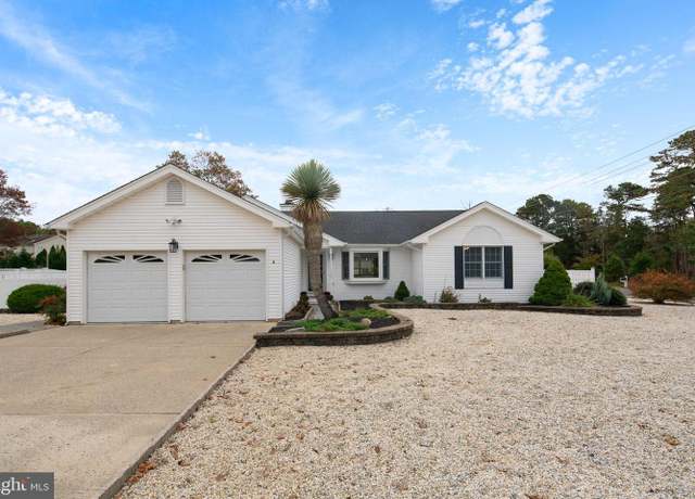 Property at 2 Terrace Ct, Manahawkin, NJ 08050, 3 beds, 2 baths