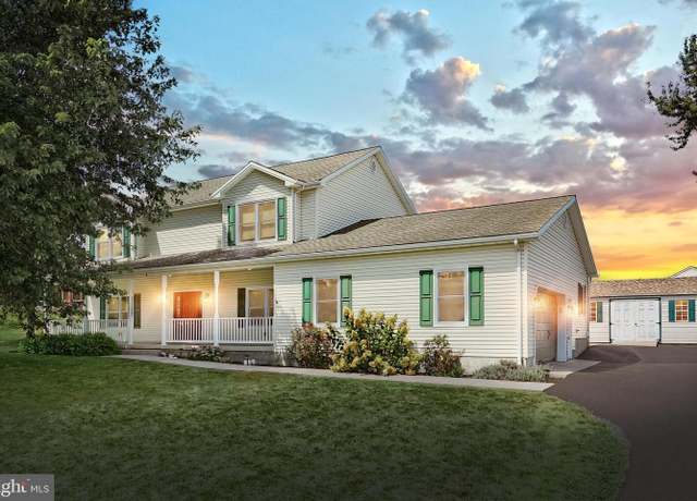 Property at 14 Sherman Dr, East Berlin, PA 17316, 4 beds, 2.5 baths