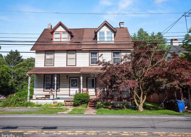 Property at 918 Morgantown Rd, Reading, PA 19607, 4 beds, 1.5 baths