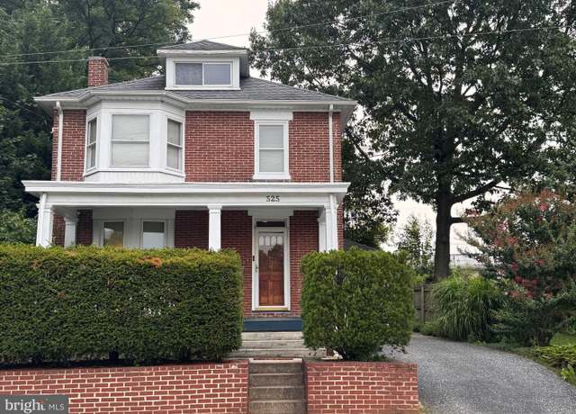 Property at 525 S Bedford St, Carlisle, PA 17013, 3 beds, 1 bath