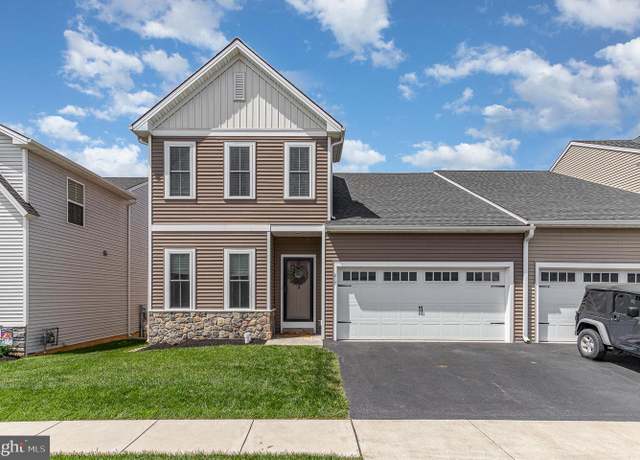 Property at 217 Waters Edge Dr, Mount Joy, PA 17552, 3 beds, 3 baths