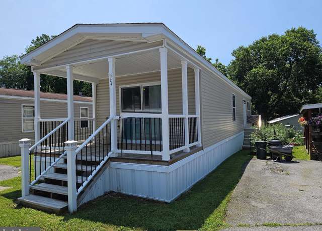 Property at 24 Olivers Park Dr, Annville, PA 17003, 2 beds, 1 bath