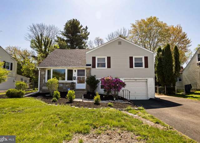 Property at 1215 Malinda Rd, Oreland, PA 19075, 4 beds, 2.5 baths
