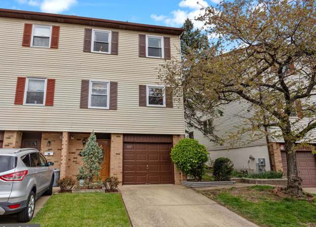 Property at 837 N Centennial Sq N, Philadelphia, PA 19116, 3 beds, 2.5 baths