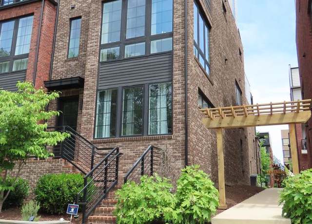 Property at 11734 Sunrise Valley Dr, Reston, VA 20191, 3 beds, 4 baths