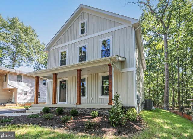 Property at 5055 Rose Ave, King George, VA 22485, 3 beds, 2.5 baths