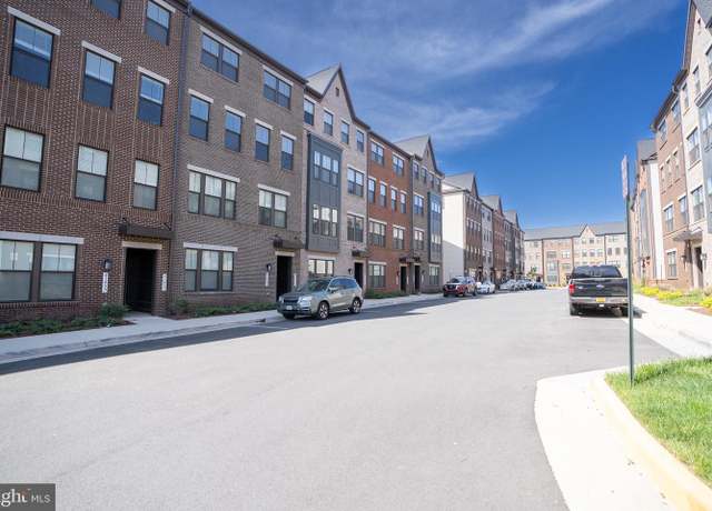 Property at 43447 Stonewood Crossing Ter, Ashburn, VA 20148, 3 beds, 2.5 baths