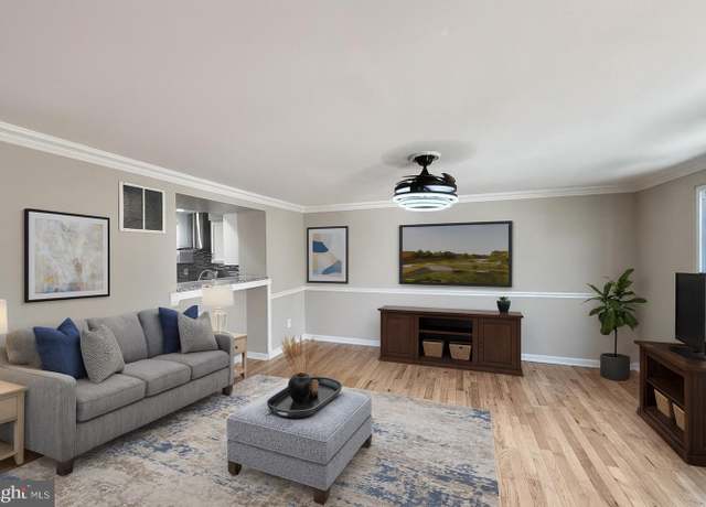 Property at 3427 Belleplain Ct, Dumfries, VA 22026, 3 beds, 3.5 baths