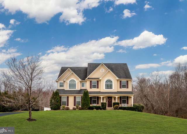 Property at 29 Niles St, Stafford, VA 22556, 4 beds, 4.5 baths