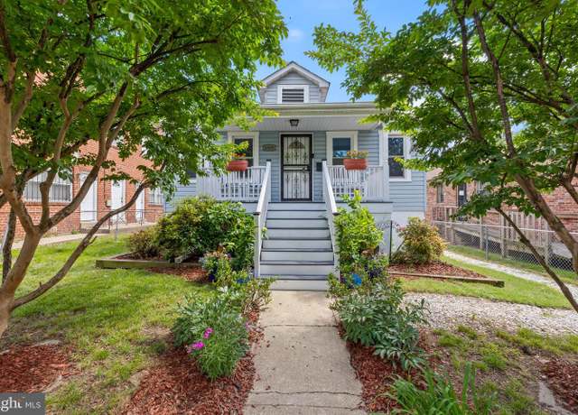 Property at 4909 Meade St NE, Washington, DC 20019, 4 beds, 2.5 baths