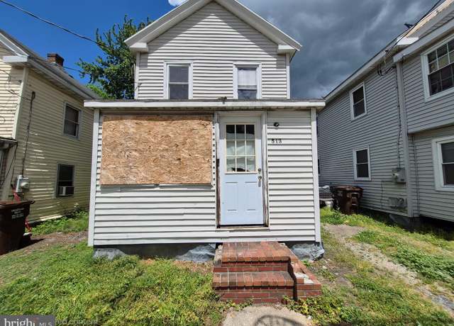 Property at 513 Cedar St, Cambridge, MD 21613, 3 beds, 1 bath