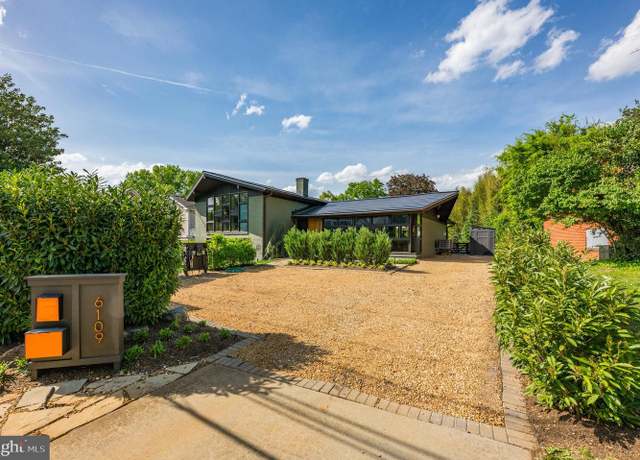 Property at 6109 Greentree Rd, Bethesda, MD 20817, 4 beds, 3.5 baths