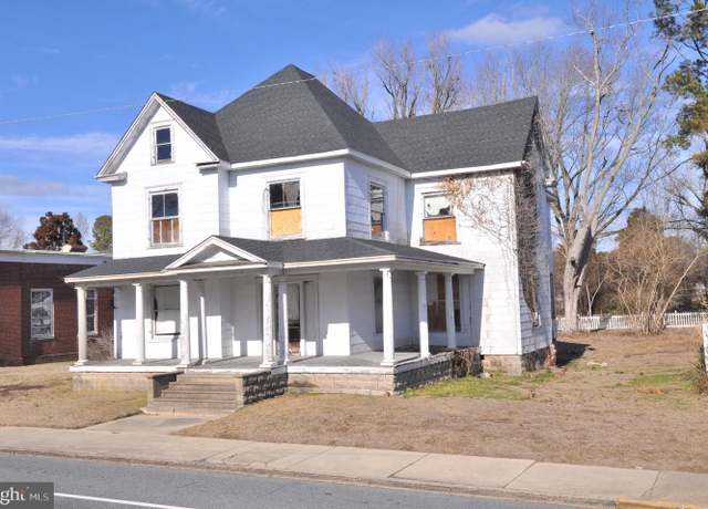 Property at 209 Market St, Pocomoke City, MD 21851, 5 beds, 2 baths