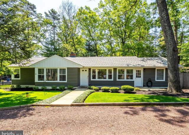 Property at 138 S Stokes Rd, Medford Lakes, NJ 08055, 4 beds, 2.5 baths