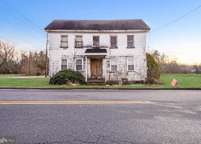 Property at 898 Main St, Newport, NJ 08345, 3 beds, 1 bath