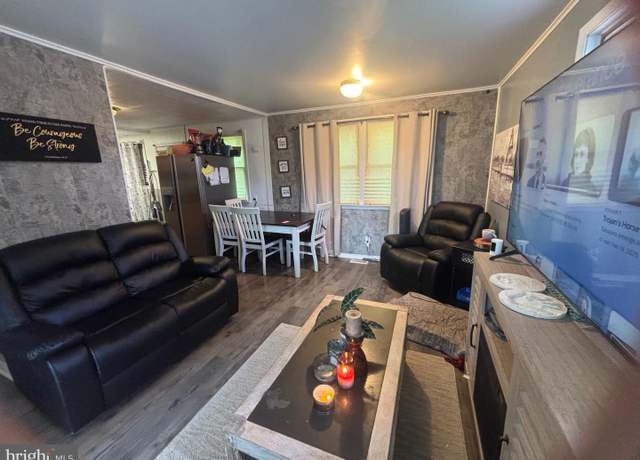 Property at 103 Costill Ave, Clayton, NJ 08312, 4 beds, 1 bath