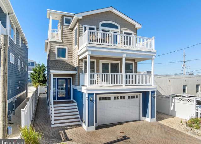 Property at 104 E 18th St, Ship Bottom, NJ 08008, 4 beds, 3.5 baths