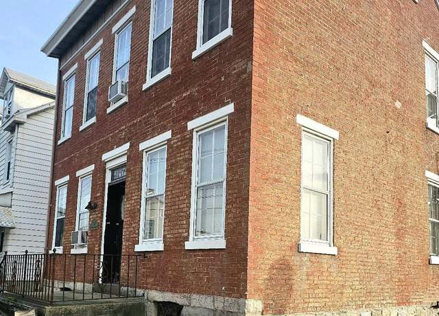 Property at 5036 Leesport Ave, Temple, PA 19560, 5 beds, 3 baths