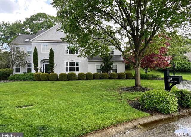 Property at 1388 Old Barn Cir, Downingtown, PA 19335, 5 beds, 3.5 baths