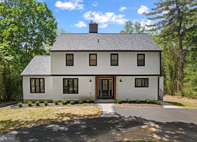 Property at 726 Darby Paoli Rd, Newtown Square, PA 19073, 4 beds, 2.5 baths