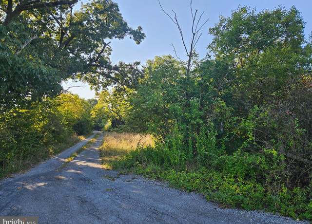 Property at 1588 Fort Loudon Rd, Mercersburg, PA 17236, 2 beds, 1 bath