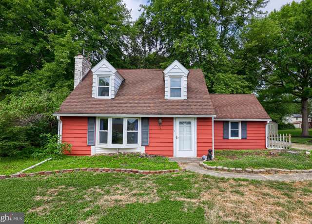 Property at 616 Brunnerville Rd, Lititz, PA 17543, 3 beds, 2 baths