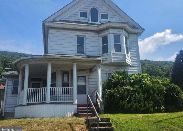 Property at 4757 Upper Rd, Shamokin, PA 17872, 4 beds, 1.5 baths