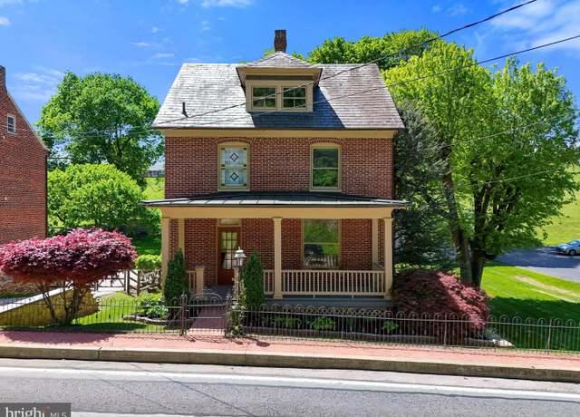 Property at 30 E Main St, Railroad, PA 17355, 4 beds, 2 baths