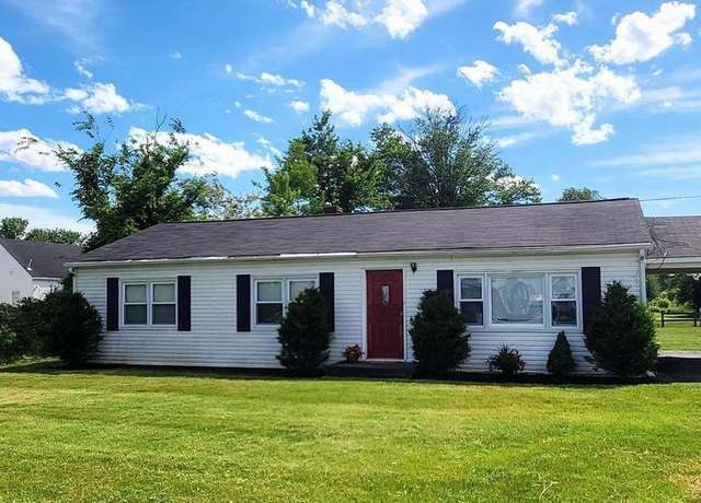 Property at 7602 Old Linton Hall Rd, Gainesville, VA 20155, 3 beds, 1 bath