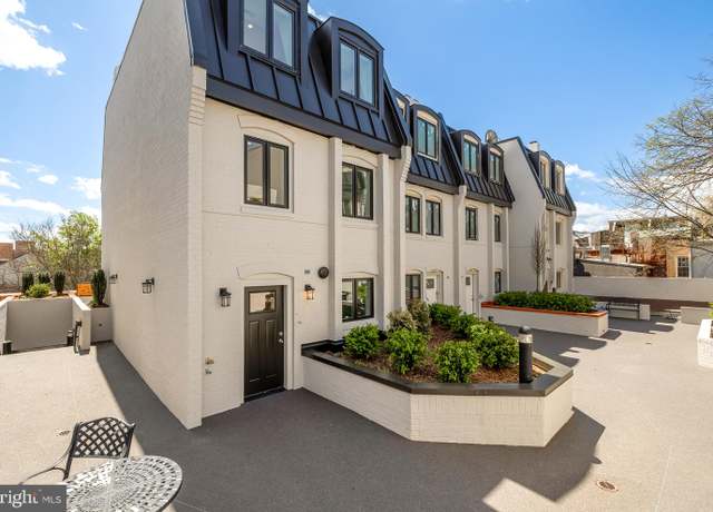 Property at 1200 Eton Ct NW Unit T4, Washington, DC 20007, 3 beds, 2.5 baths