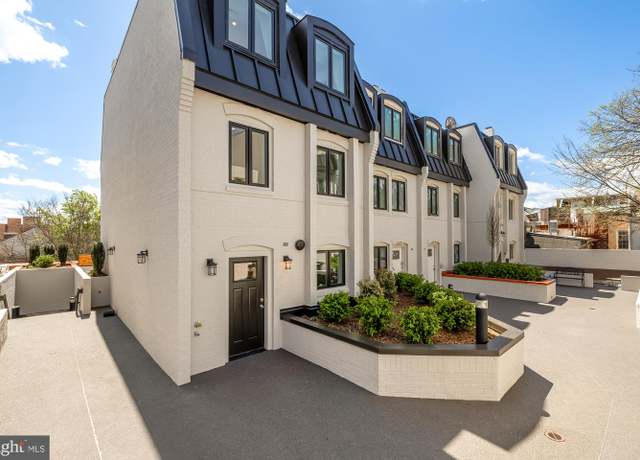 Property at 1200 Eton Ct NW Unit T4, Washington, DC 20007, 3 beds, 2.5 baths
