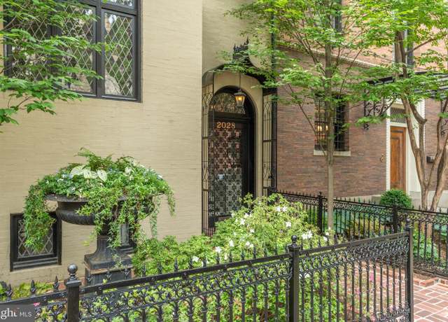 Property at 2028 Hillyer Pl NW, Washington, DC 20009, 4 beds, 4.5 baths