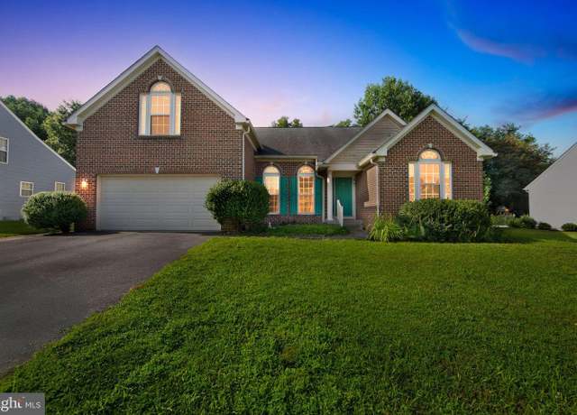 Property at 25 Browning Cir, Middletown, DE 19709, 5 beds, 3.5 baths