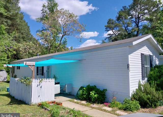Property at 409 Tiffany Dr, Fruitland, MD 21826, 3 beds, 2 baths