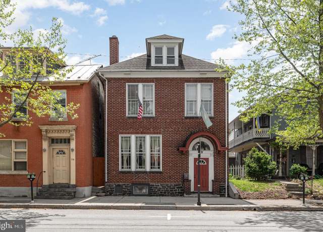 Property at 218 Chambersburg St, Gettysburg, PA 17325, 4 beds, 2 baths