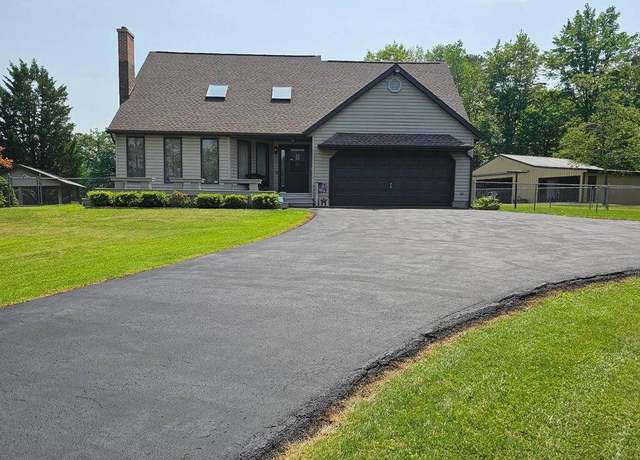 Property at 1474 Locke Mountain Rd, Hollidaysburg, PA 16648, 3 beds, 2.5 baths