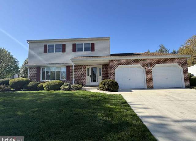 Property at 709 E Coover St, Mechanicsburg, PA 17055, 3 beds, 2.5 baths