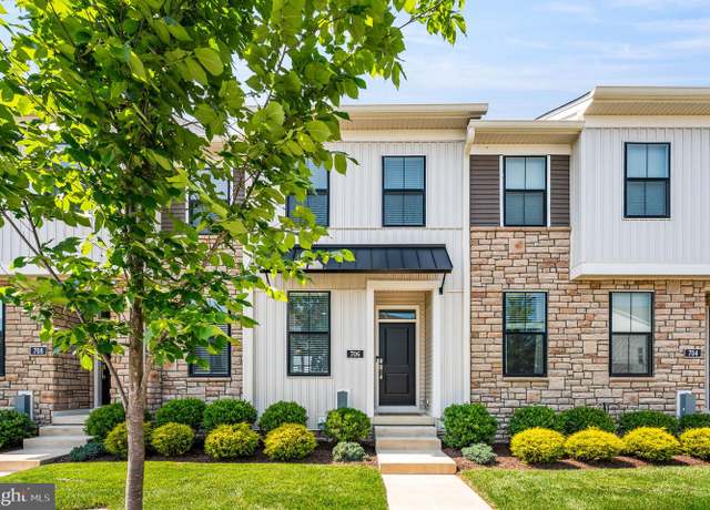 Property at 706 Hoopes Ln, Media, PA 19063, 3 beds, 2.5 baths