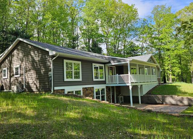 Property at 10315 Tanglewood Dr, Huntingdon, PA 16652, 4 beds, 3 baths