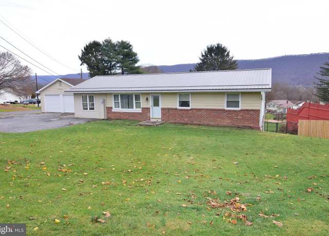 Property at 2 Scenic Dr, Lewistown, PA 17044, 3 beds, 2.5 baths