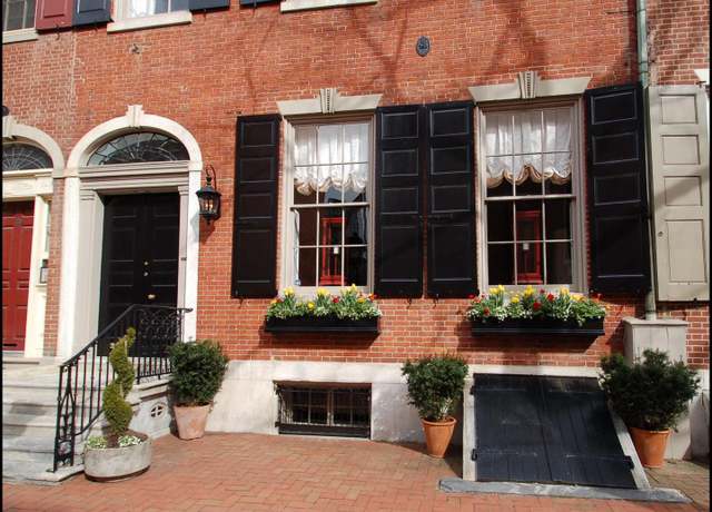 Property at 259 S 4th St, Philadelphia, PA 19106, 4 beds, 3.5 baths
