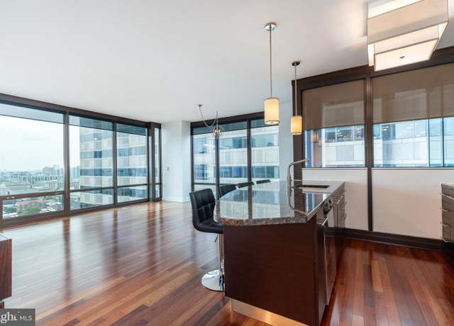 Property at 2101 Market St #1707, Philadelphia, PA 19103, 2 beds, 2 baths