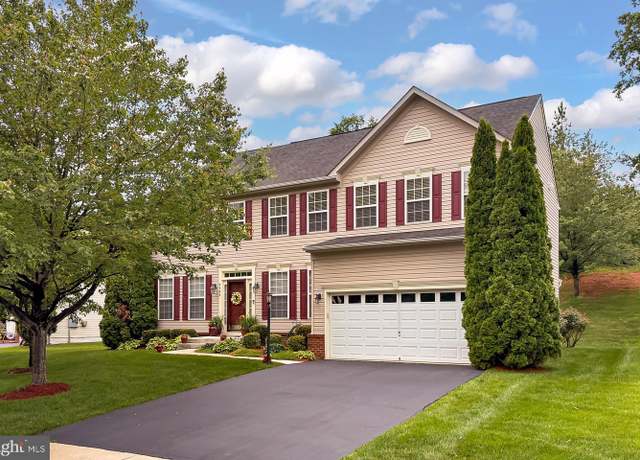 Property at 4365 George Frye Cir, Woodbridge, VA 22193, 4 beds, 4.5 baths