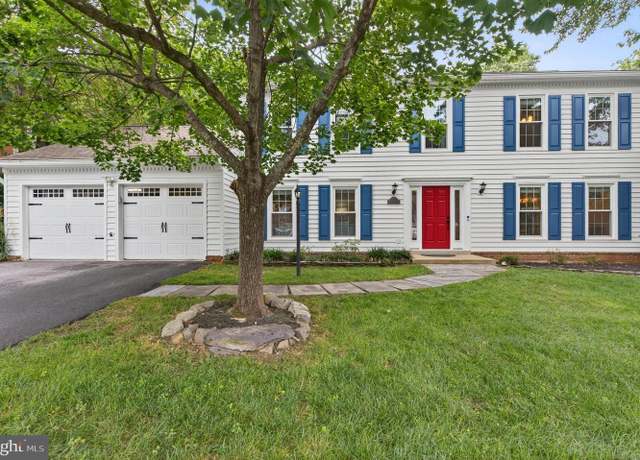 Property at 13057 Michie Ct, Woodbridge, VA 22192, 4 beds, 2.5 baths